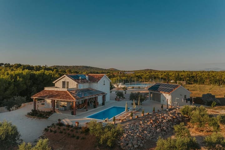 The Beautiful Villa Emanika - Vodice