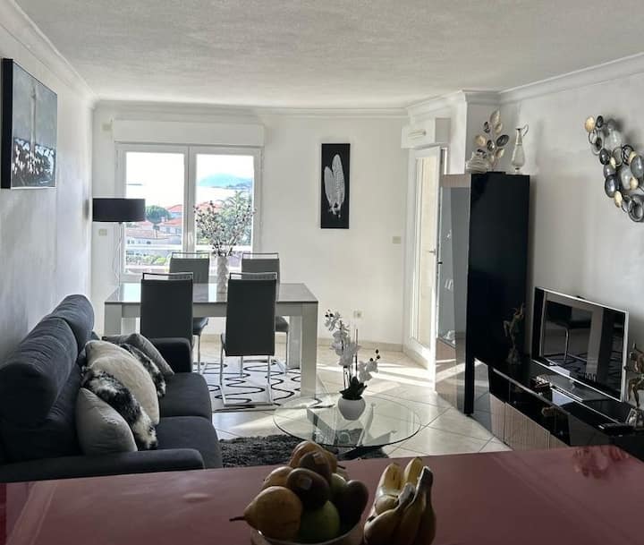 Bel Appartement Avec Vue Mer Panoramique - Juan-les-Pins