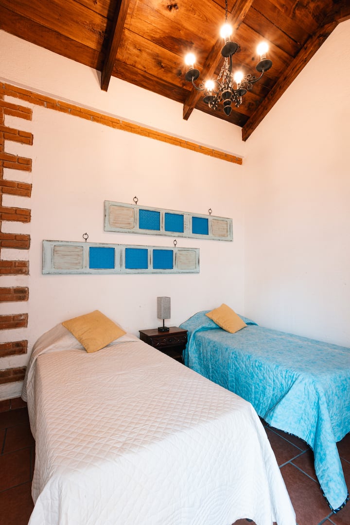 საძინებელი 1