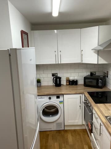 Comfort 4 Bedroom Flat in Euston (135/1) gallery image 2