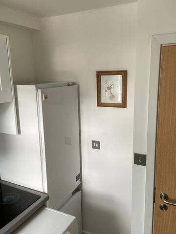 4 Bedroom Flat near Euston Station (135/3) gallery image 3