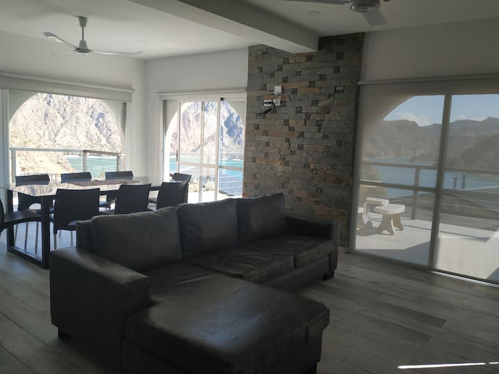 Casa Club Los Reyunos San Rafael Mza Pied. - Argentina