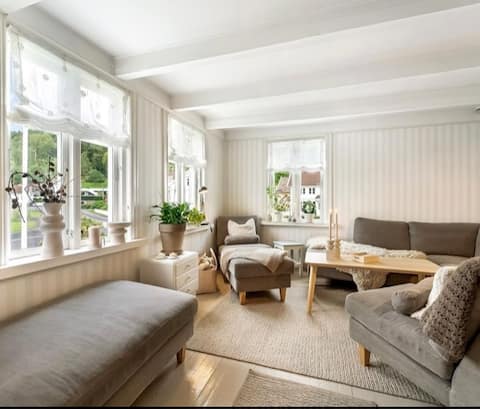 Top Airbnb: Idyllic southern house with sea views in Lindesnes in Lindesnes