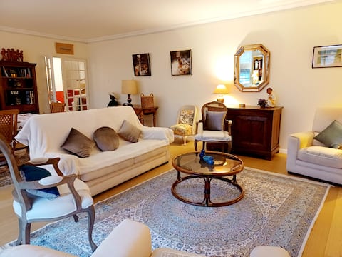 Splendid 123 m² terrasse 2 parking face RER B