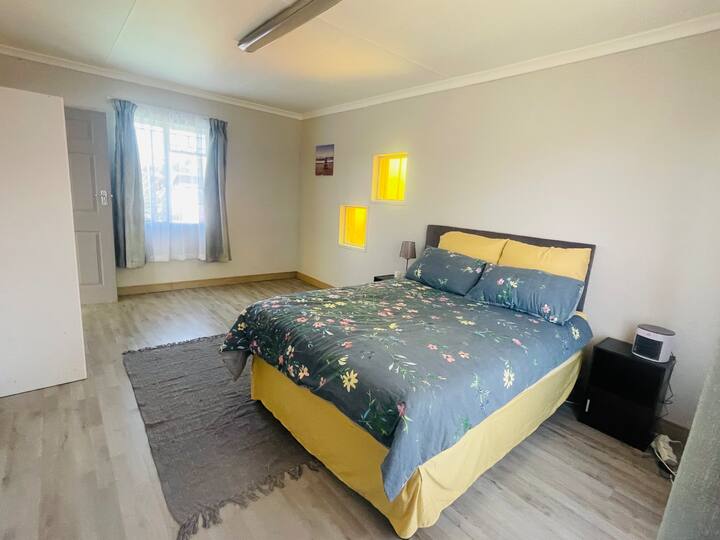 غرفة النوم 1