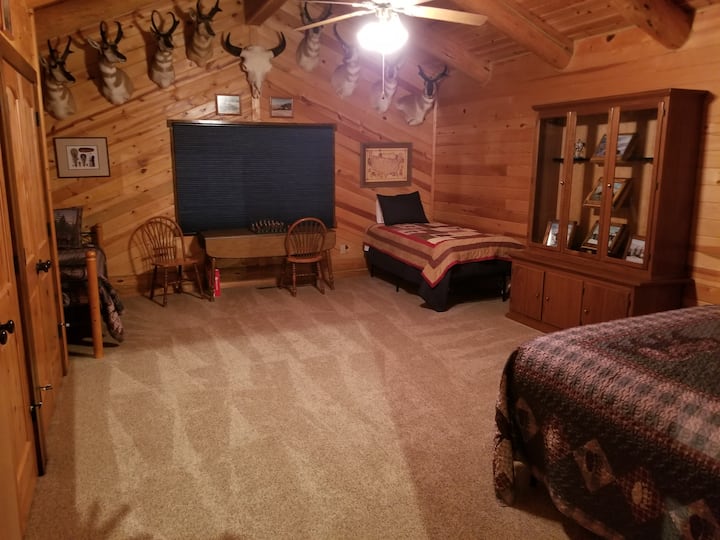 Bedroom 4 (3) Beds