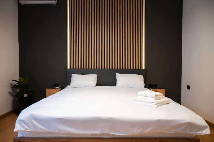 Casa Central-deluxe Two Room Apartment - Skopje