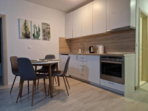 "Check-In Stolac" Apartment with Room