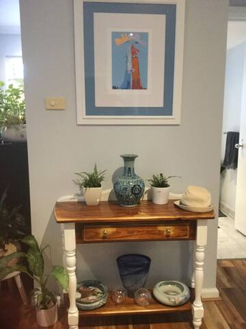 Theatre district, central CBD Melbourne gallery image 3