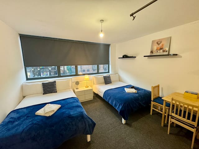 Flat in Euston Station(1)