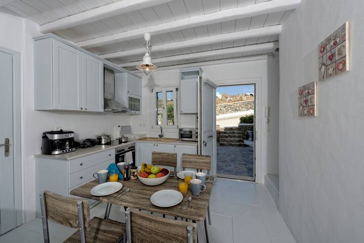 Infinity Private Pool Villa With WoW Beach View gallery image 4