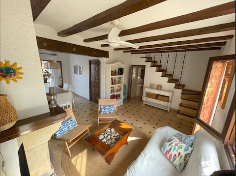 Propiedad de Airbnb exitosa: PEACE - Seaside house in an exclusive development en Xàbia / Jávea