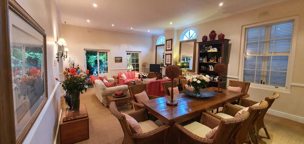 In the heart of Chelsea gallery image 4