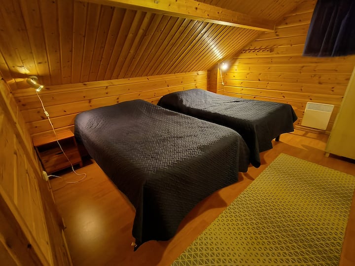 Dormitorio 3, camas de 120 cm.
Dormitorio 3, dos camas de 120 cm.