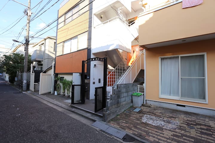 JR Yamanote 2 min/Walk To Shinjuku Center/Max 9ppl