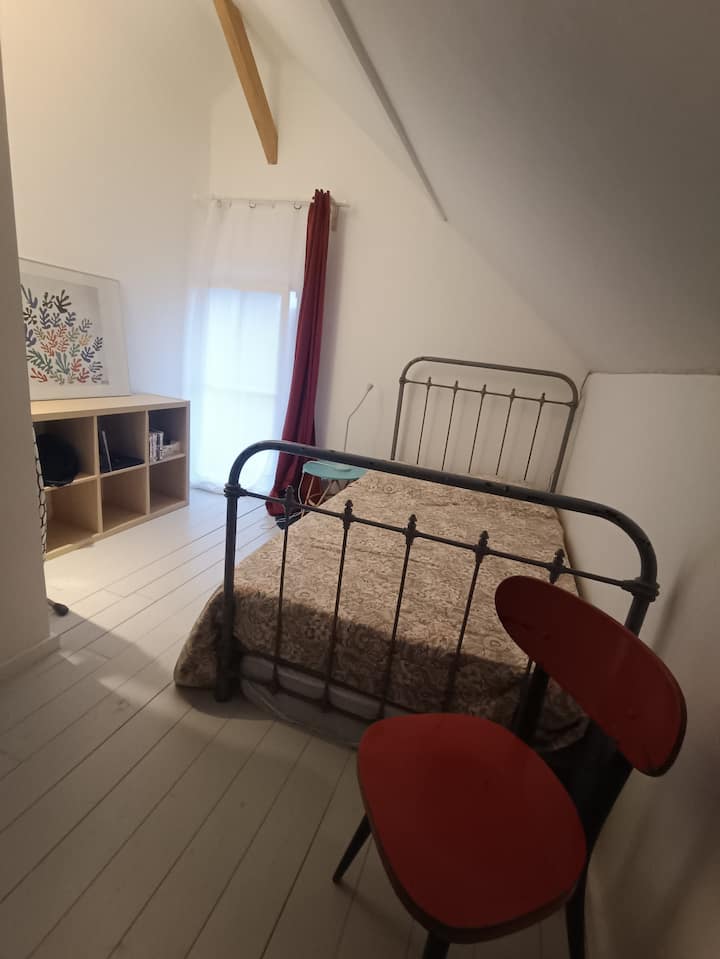 غرفة النوم 2