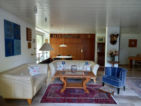 Leistungsstarkes Airbnb: Your home away from home near the fair in Golzheim