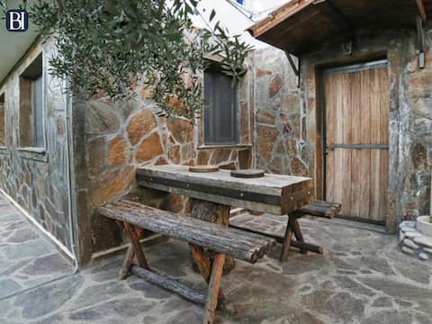 BH688 - C - Apartment Ikaria