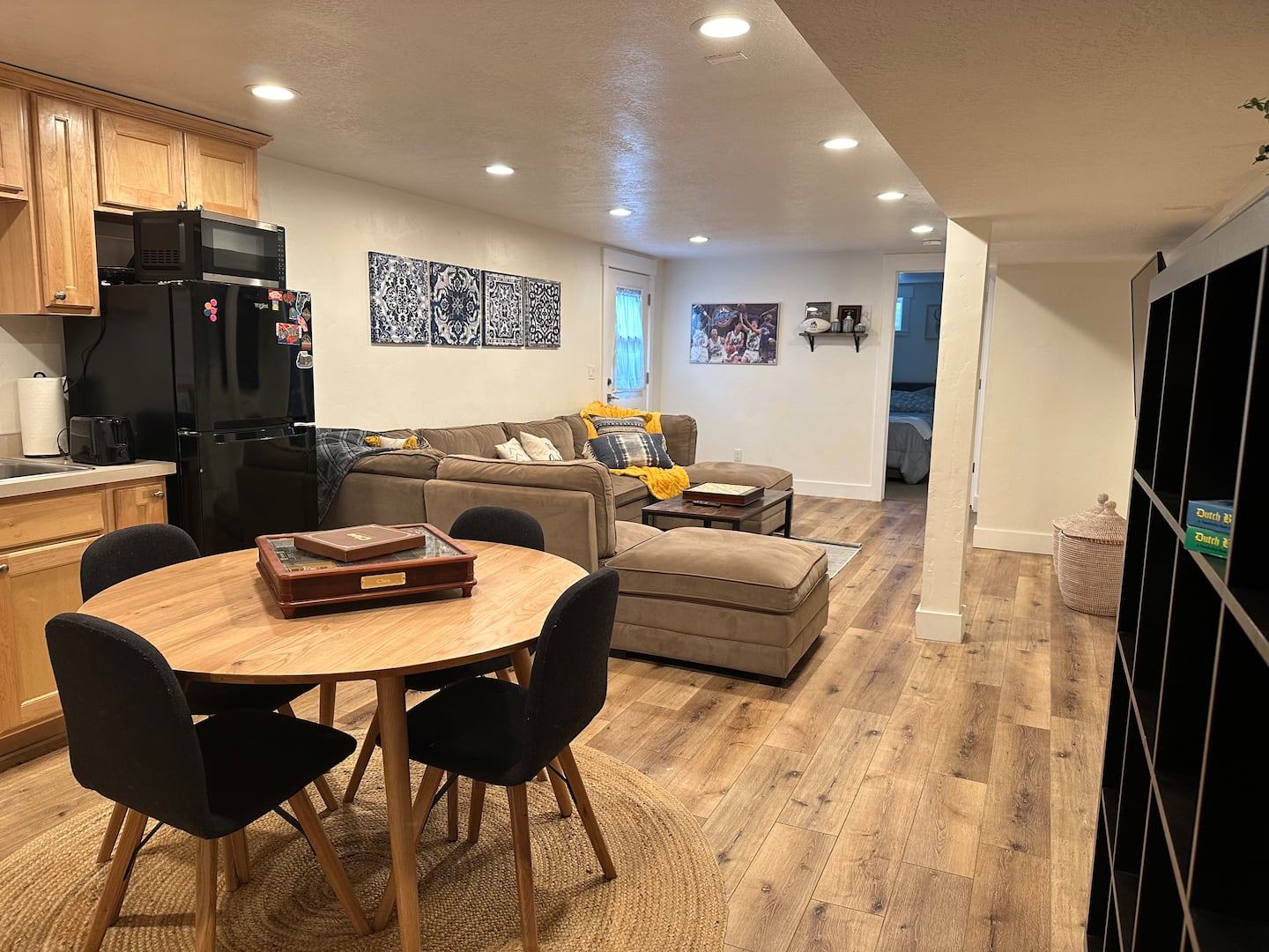 Cozy & Bright Private Basement