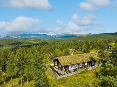 Coolcation! Panoramic view - Rondane National Park