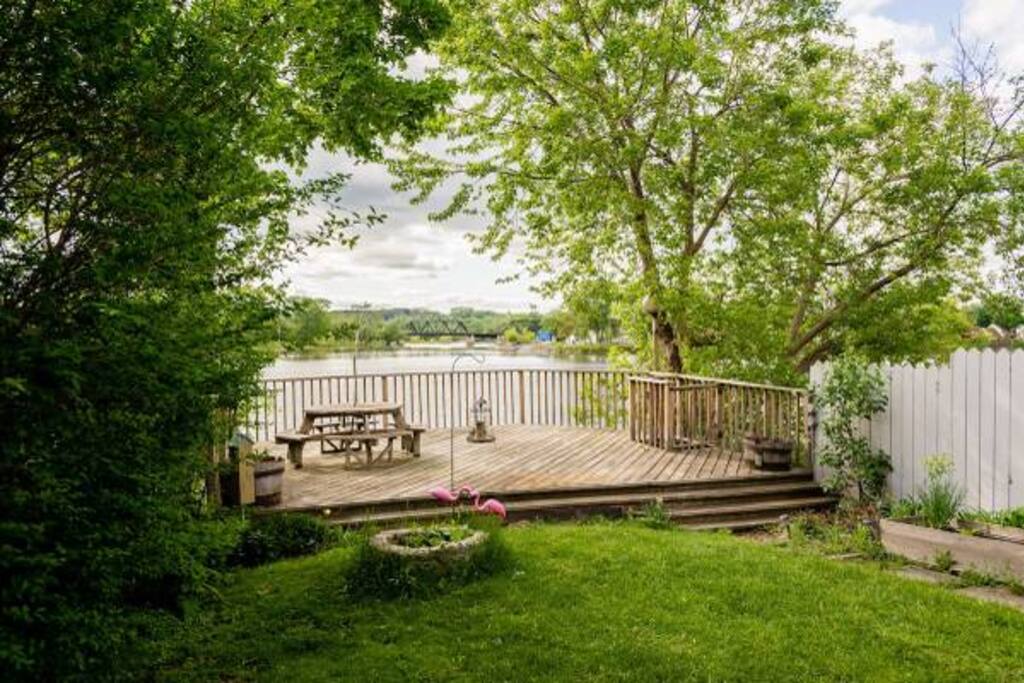 Welcome to the River House!