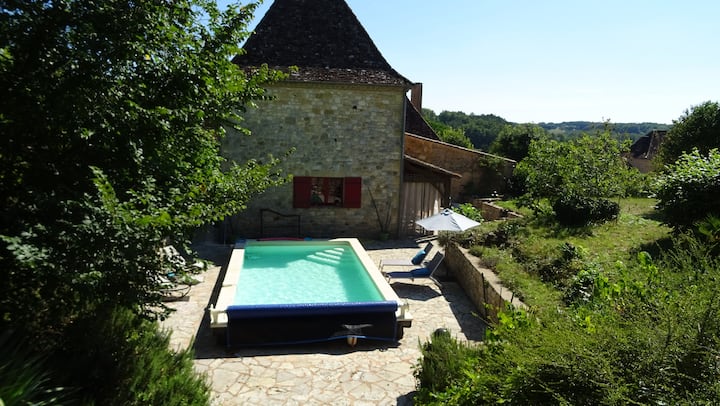 Maison Ancienne Dans Joli Village Du Périgord - Dordonha