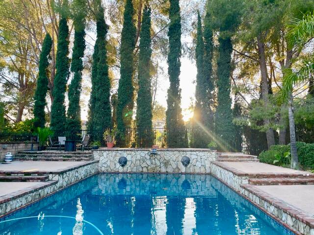 RESTY-Heated Pool & Sauna|Stay 3 Nights Get 1 FREE gallery image 3