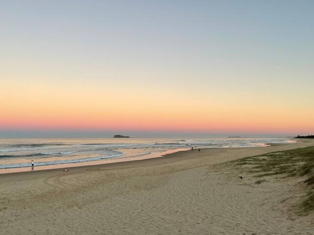 Pandanus Beach House gallery image 5