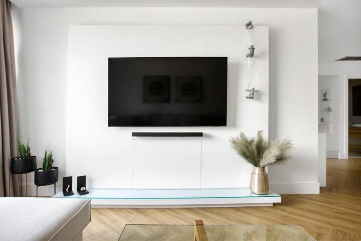 BHA022 – C – Suite Athens gallery image 4