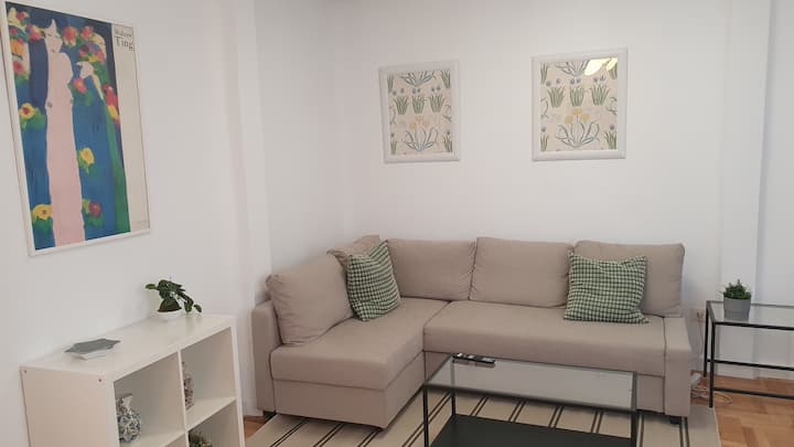 Palacio Real Apartamento 2 Habitaciones Vistillas - Madrid
