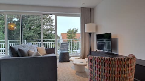 Top performing Airbnb: Boutique Apartment/flat Sparrenduin with A/C in De Haan