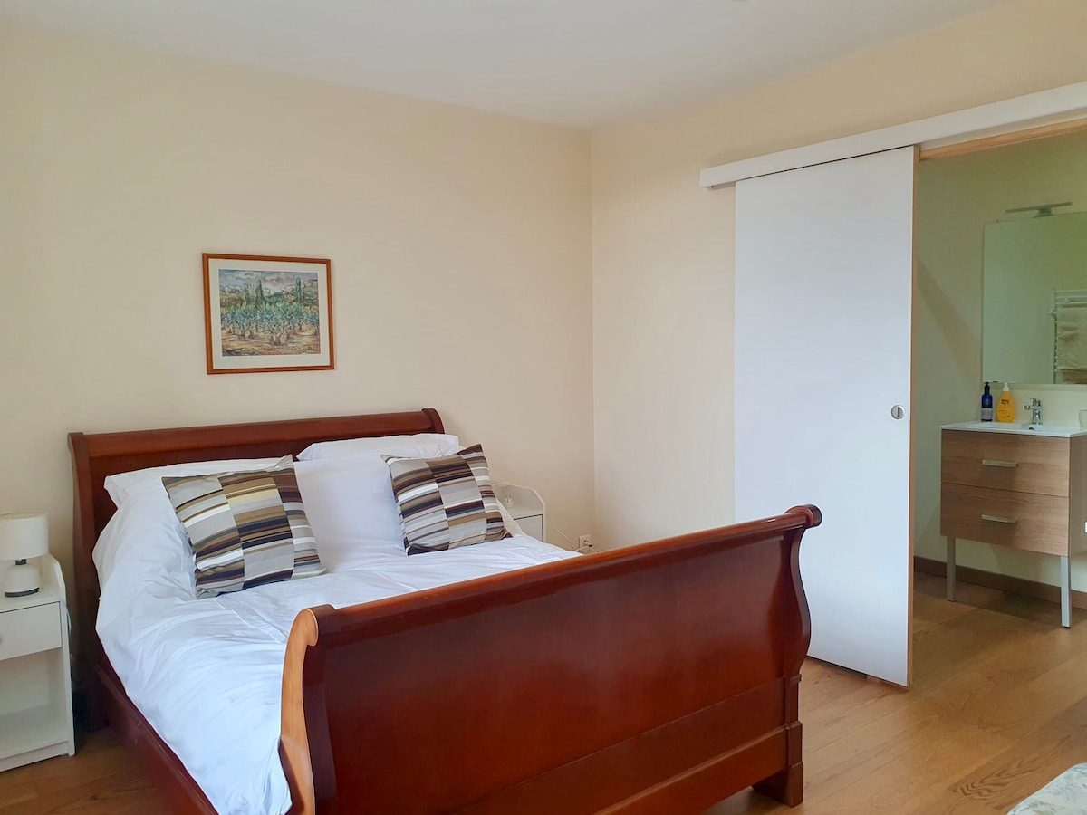 Habitación 2 con baño privado