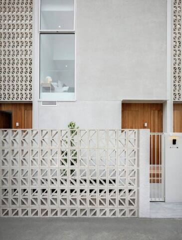 Townhouse in Brighton gallery image 3