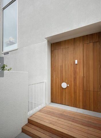 Townhouse in Brighton gallery image 2