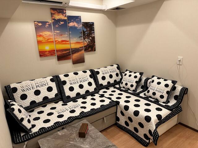 JR 2 min / Twin houses / Suitable Max 10 ppl gallery image 4