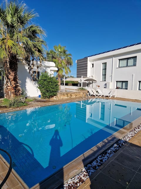 4 Bedroom Villa in Kyrenia, Edremit, North Cyprus