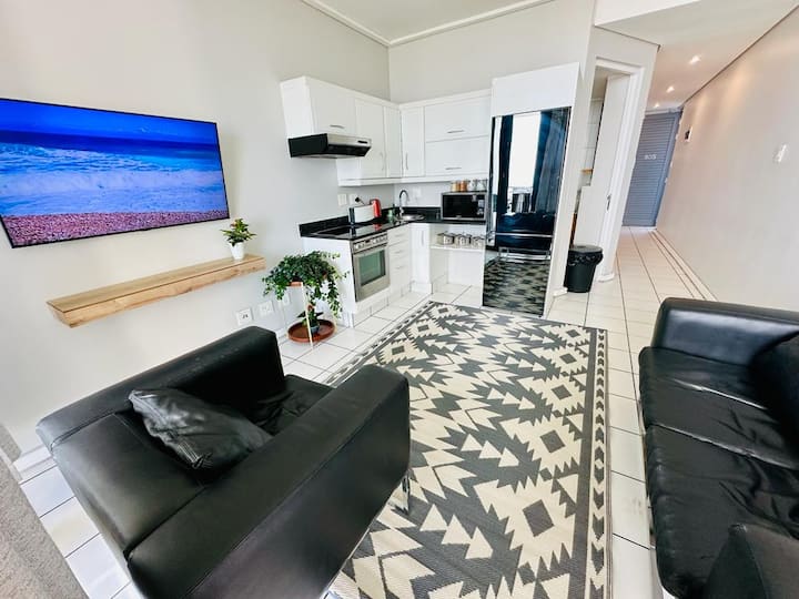 The Waves, 905 Quayside - Durban