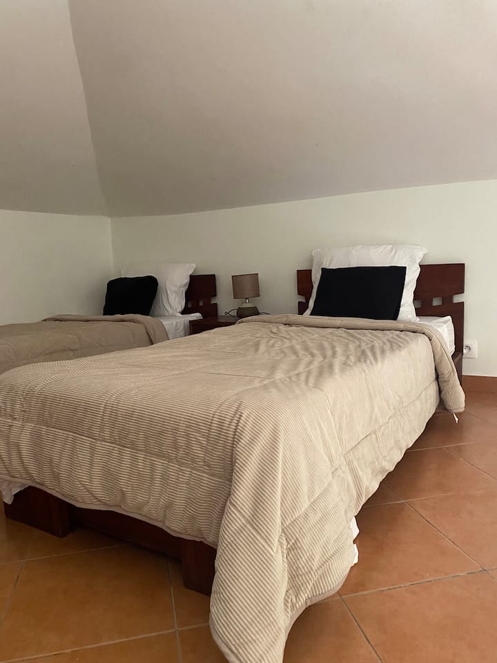 საძინებელი 2