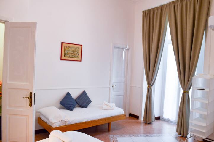 La casa di famiglia gallery image 4