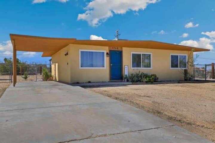 Modern Desert Oasis - Twentynine Palms, CA
