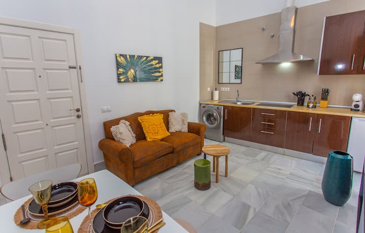 Apartamento Centro Con Parking Privado - Puerto Real
