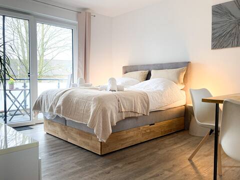 Comely PEARL - Bicycle cellar/balcony/new building