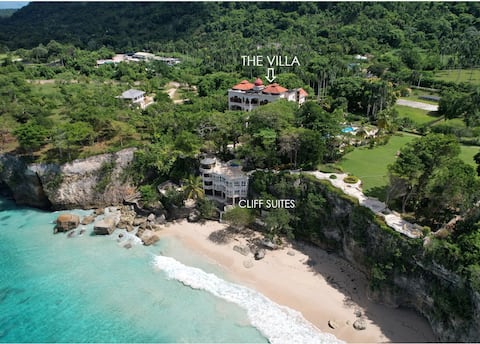 Extraordinary Beach Front Indian Style Villa!