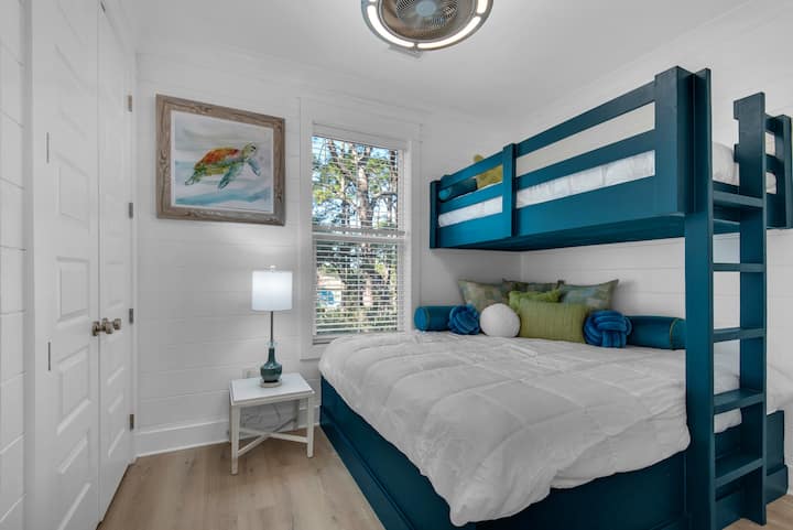 Bedroom 7.  Pic 1.  Twin over king bunkroom (sleeps 3) with attached bath.