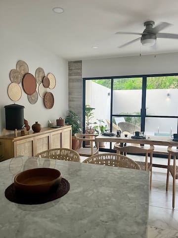 Bayside Vacations managed Airbnb listing 1