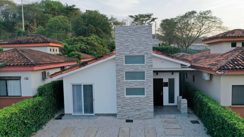 Casa Frangipani, Tamarindo.