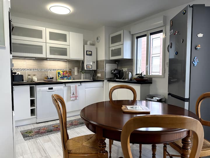 Appart Neuf Ensoleillé 2 Ch 70 M2 Pkg Gratuit - Saint-Ouen-sur-Seine