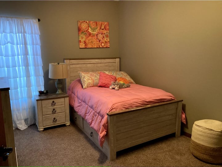 საძინებელი 1