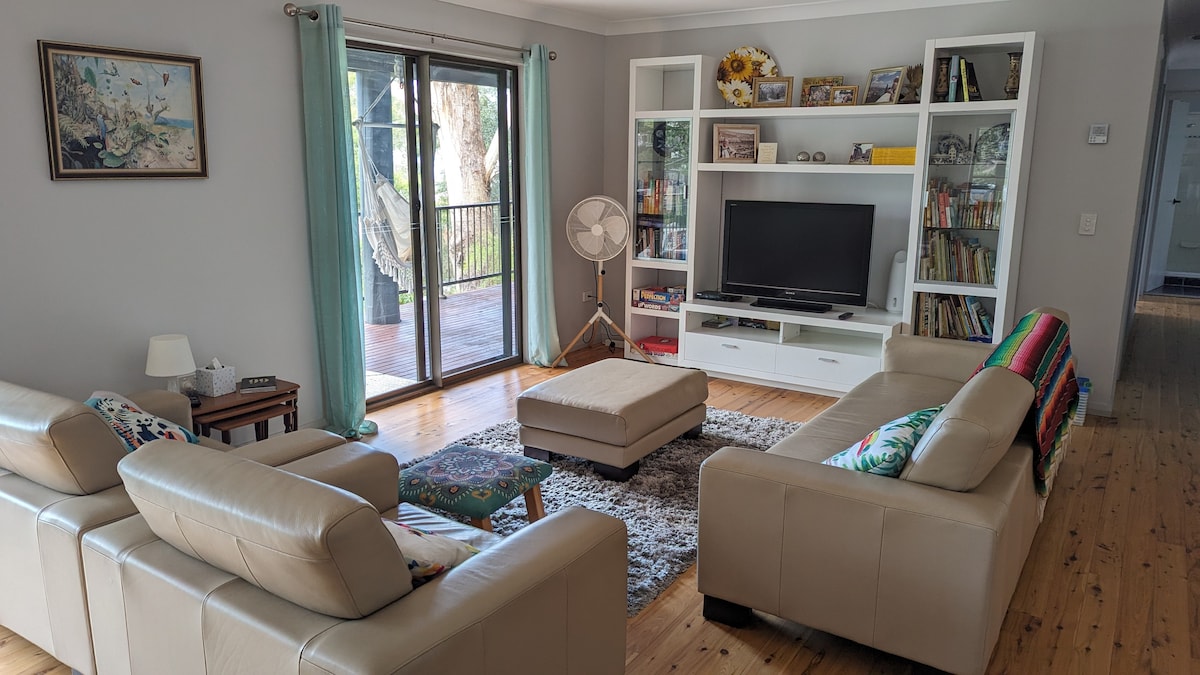 Top performing Airbnb: Sleep to the sound of the waves in Avoca Beach