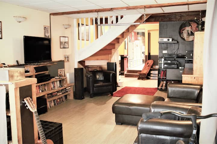 "Maison Pop"/centre Ville/120m2/terrasse/diy - Agen